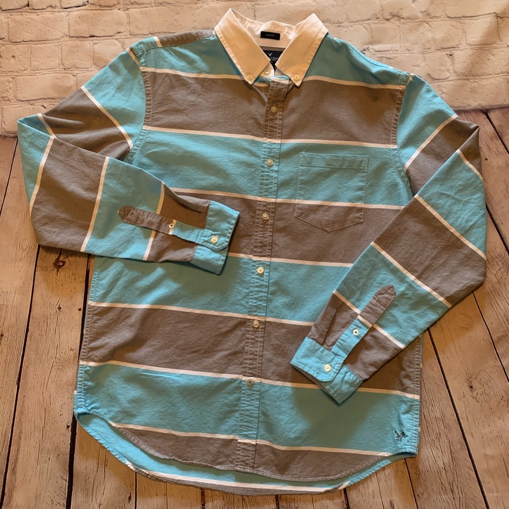 American Eagle L/S Button-Up Shirt.